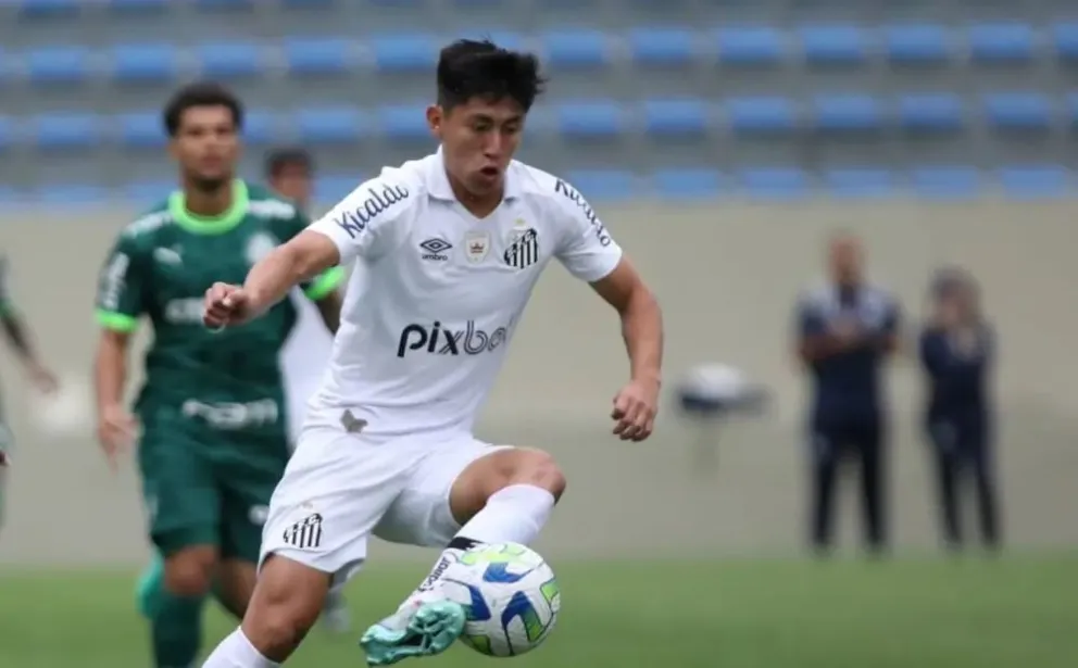 Miguel Terceros en un partido anterior que disputó con el Santos. Foto: club Santos