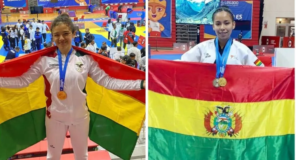 Áñez (izq.) y Patiño con la tricolor nacional y sus preseas doradas. Fotos: Federación Boliviana de Taekwondo.