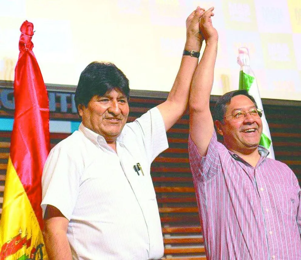Morales presenta a Arce como candidato del MAS, en enero de 2020. Foto: Evo Morales (Facebook)