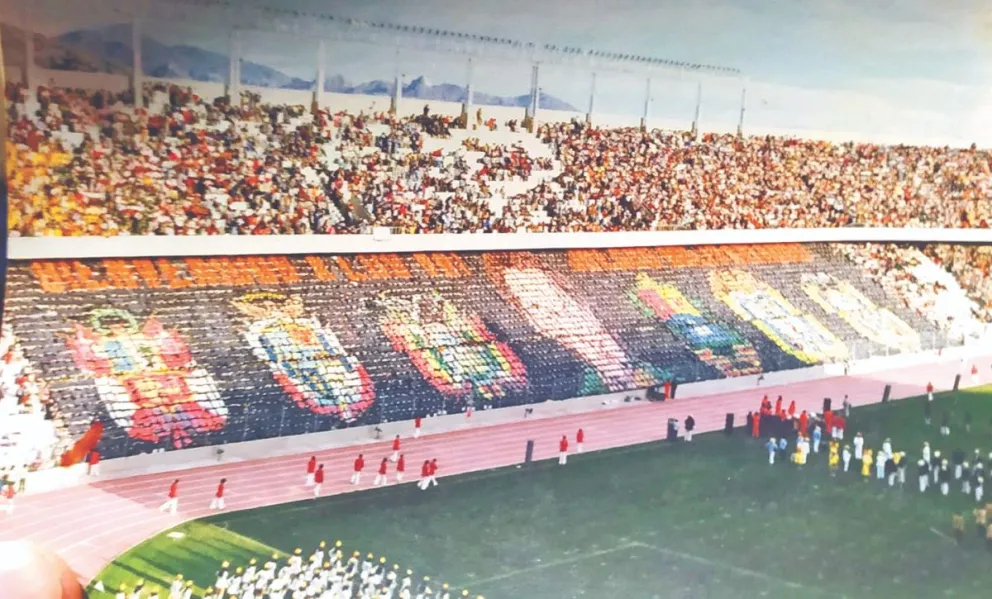 La ceremonia de inauguración de los Bolivarianos de 1977. Foto: Fernando Rojas.