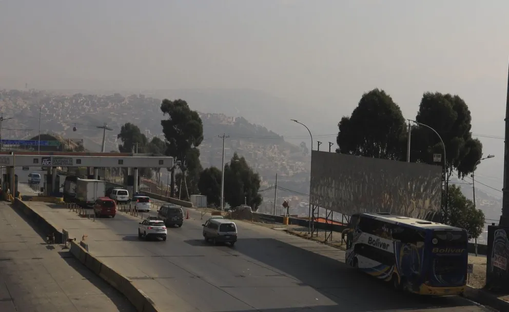 Una imagen del 13 de septiembre muestra el aire contaminado en La Paz. Foto: APG