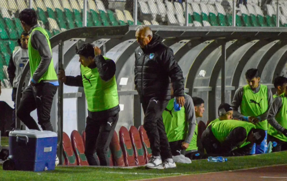 Soria durante el partido con Independiente en el Hernando Siles. Foto: Alejandro Apaza.