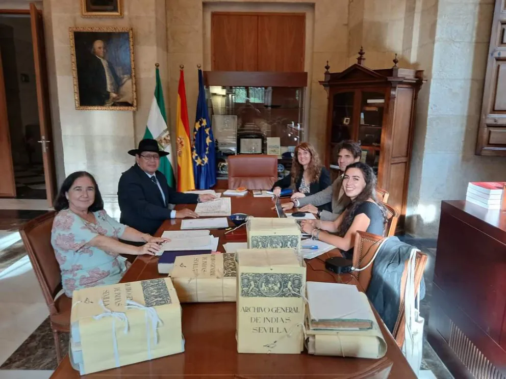 Los expertos durante la jornada de trabajo. FOTO: FCBCB