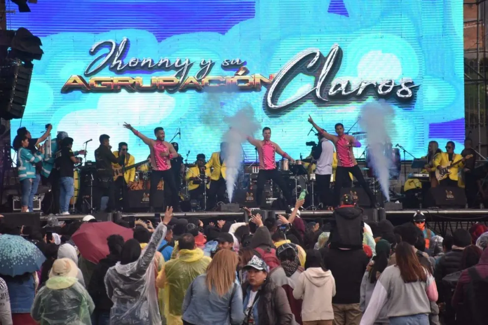 Uno de los grupos que se presentaron en el concierto solidario. Foto: Alcaldía de La Paz.