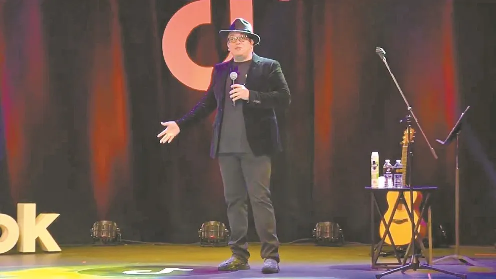 Franco escamilla, en una presentación. Foto: Youtube