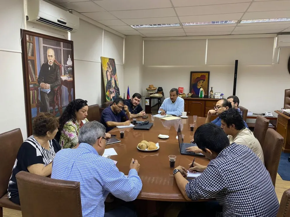 Reunión de las instituciones cruceñas Foto: Facebook Vicente Cuellar