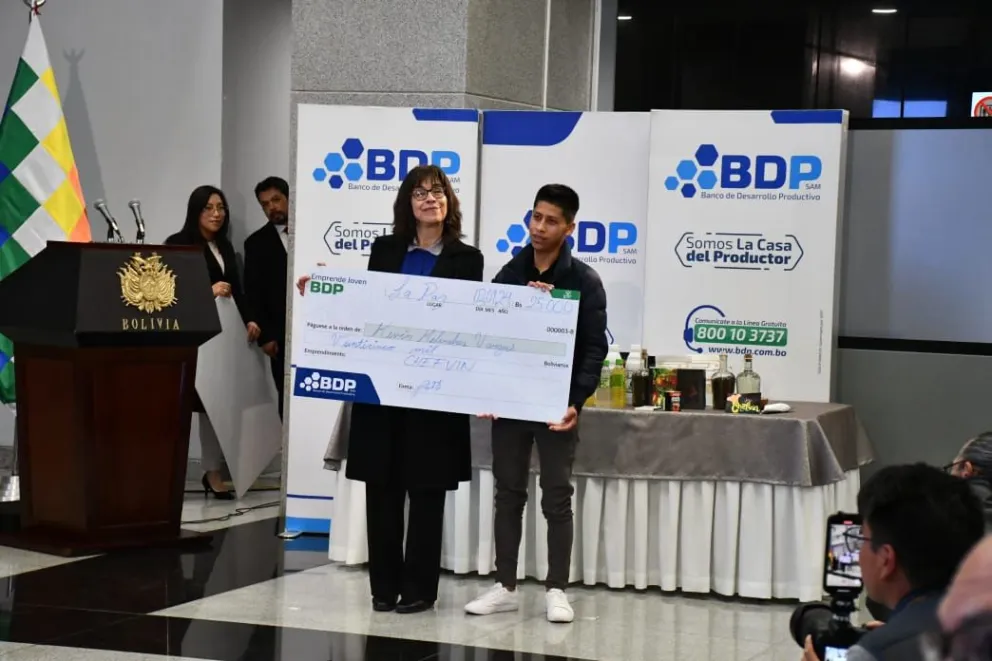 El lanzamiento del programa "Emprende joven", del BDP. Foto: APG