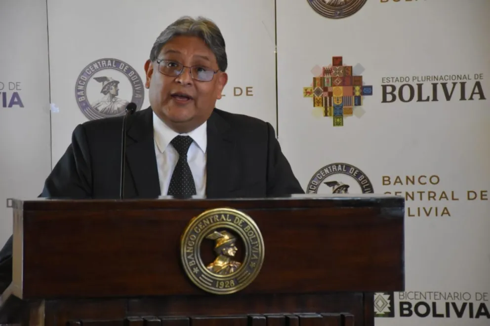 El presidente del BCB en la presentación de los datos. Foto: APG 