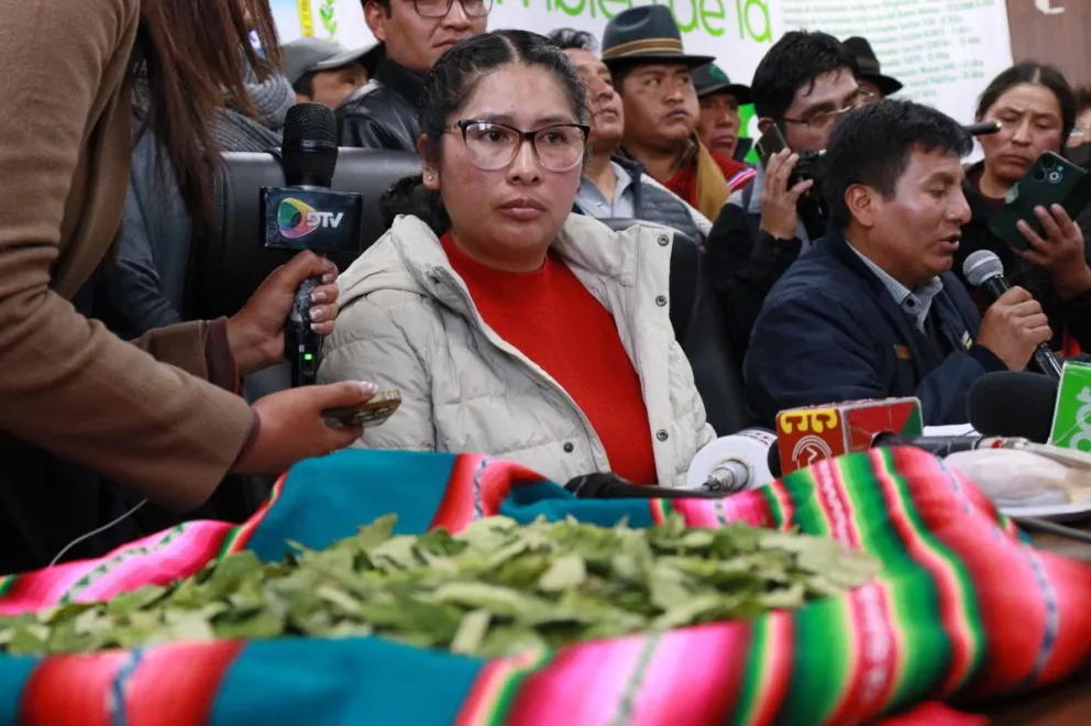 Eva Copa, alcaldesa de la ciudad de el Alto, brinda declaraciones a la presa. Foto: APG