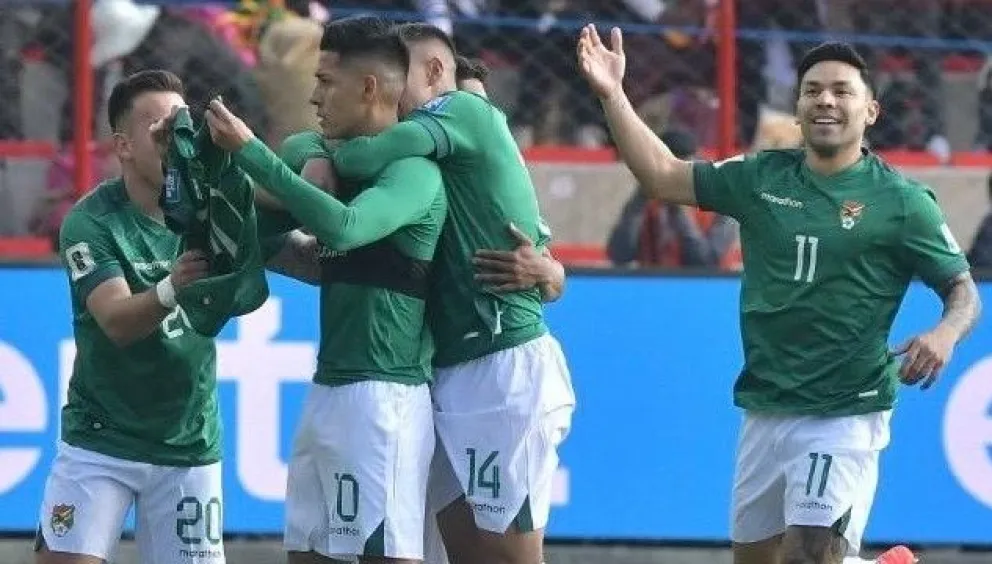 La celebración de los jugadores de la selección después de la conquista de Ramiro Vaca. Foto: APG 