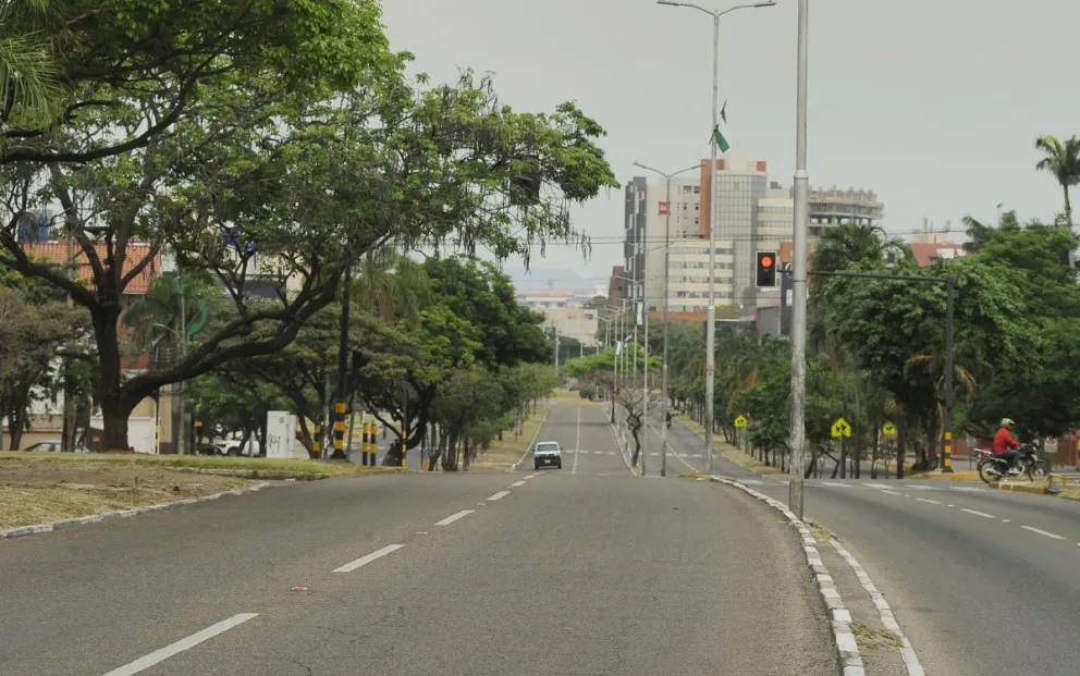 Una avenida en Santa Cruz en la jornada de paro en rechazo a los resultados del censo. Foto: APG