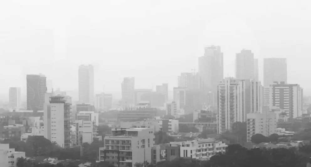Santa Cruz de la Sierra tuvo este sábado el día más contaminado del año producto de los incendios forestales. Foto: APG