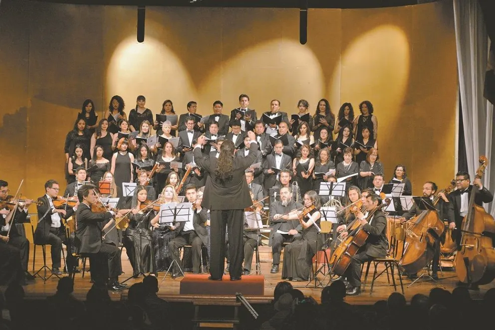 En concierto. Foto: Orquesta Sinfónica Chuquiago Marka 