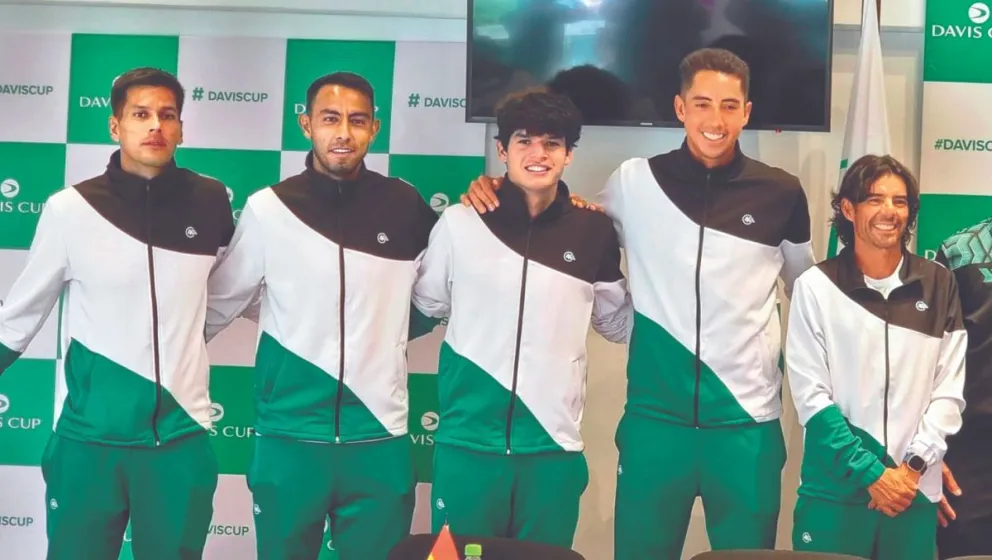 El equipo boliviano que jugó en febrero ante Tailandia. Foto: FBT.