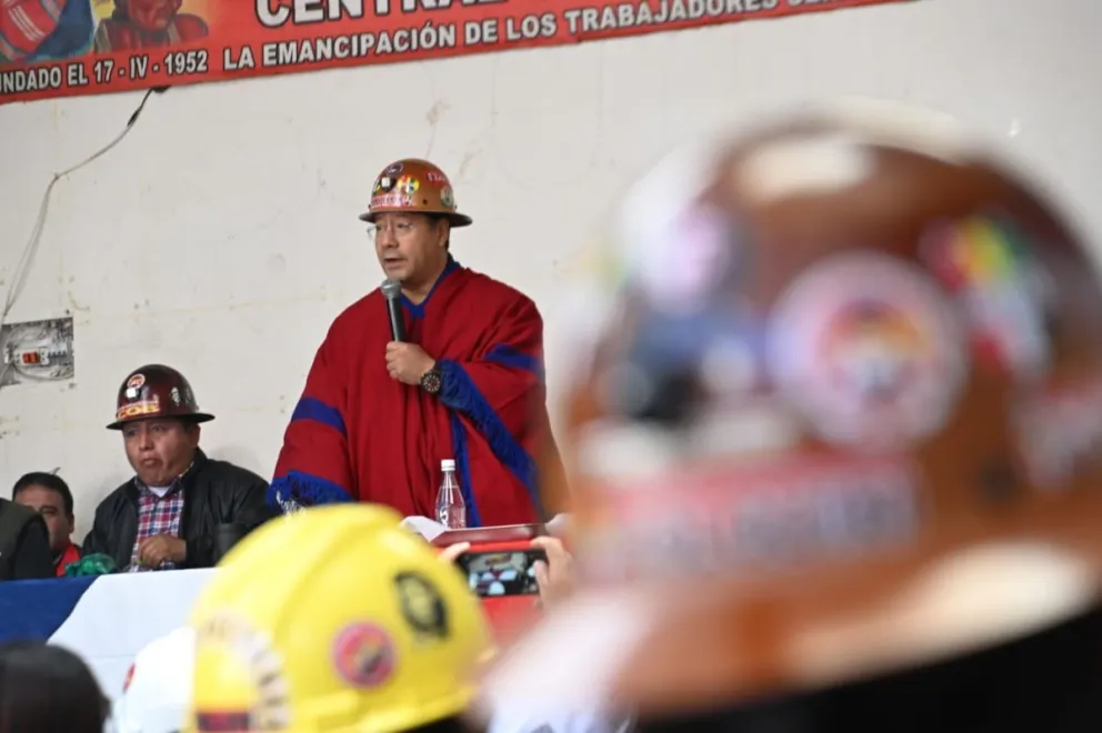 Arce, en un anterior encuentro con la COB. Foto: Lucho Arce (Facebook)