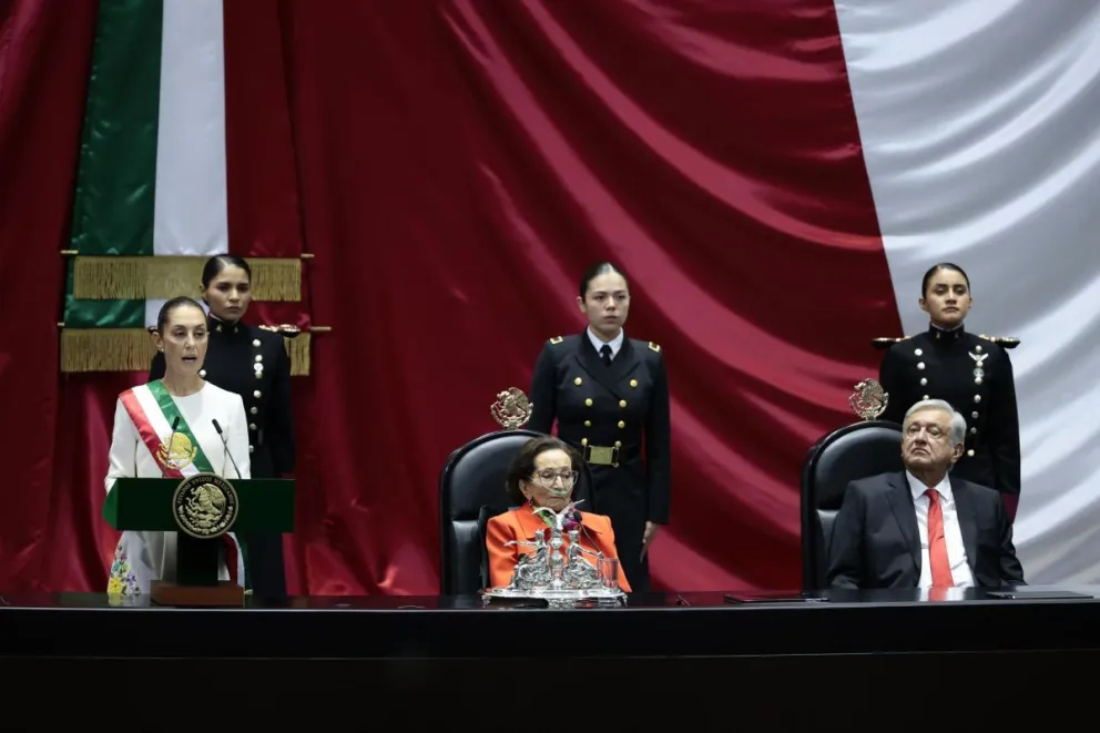 La presidenta de México Claudia Sheinbaum, durante su discurso tras la posesión. Fotos: EFE