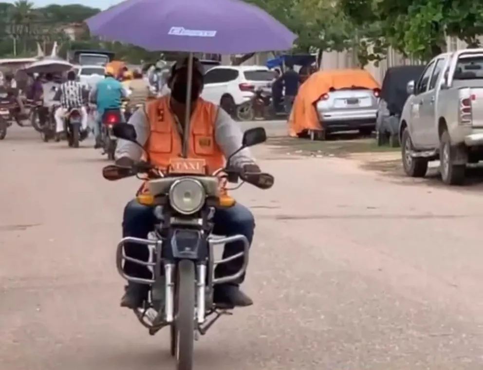 Un mototaxista en el municipio de Riberalta, Beni. Foto: La Palabra del Beni