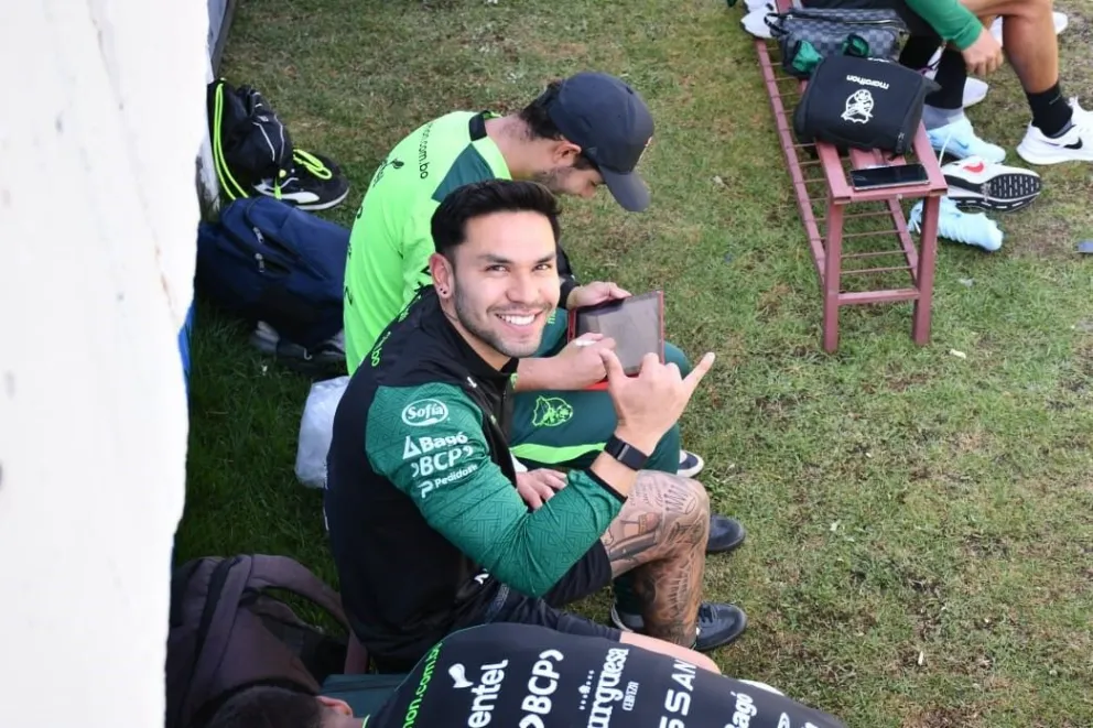 Carmelo Algarañaz, delantero de la selección, se incorporó este miércoles a la concentración. Foto: APG