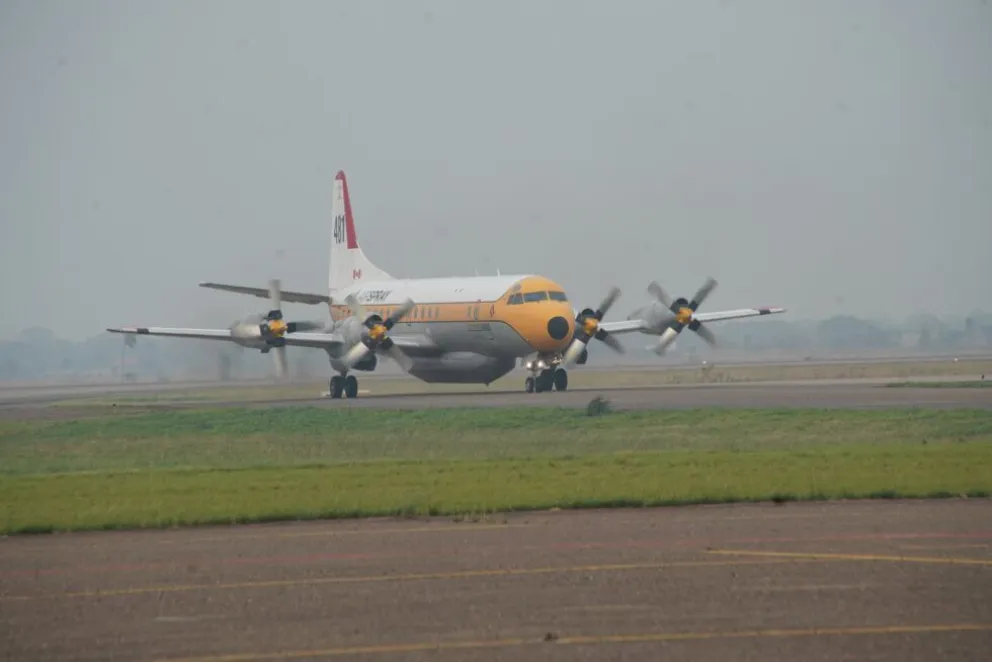 Avión cisterna Electra Tanker T481. Foto: ABI