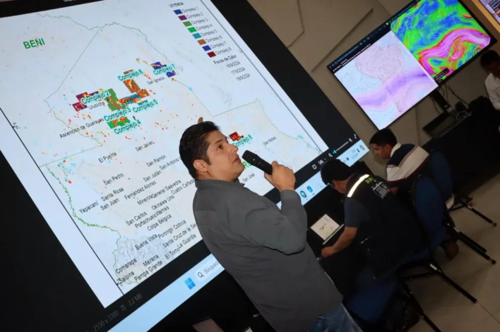 El ministro Alan Lisperguer, en una anterior actividad. Foto: Facebook del ministerio de Medio Ambiente 