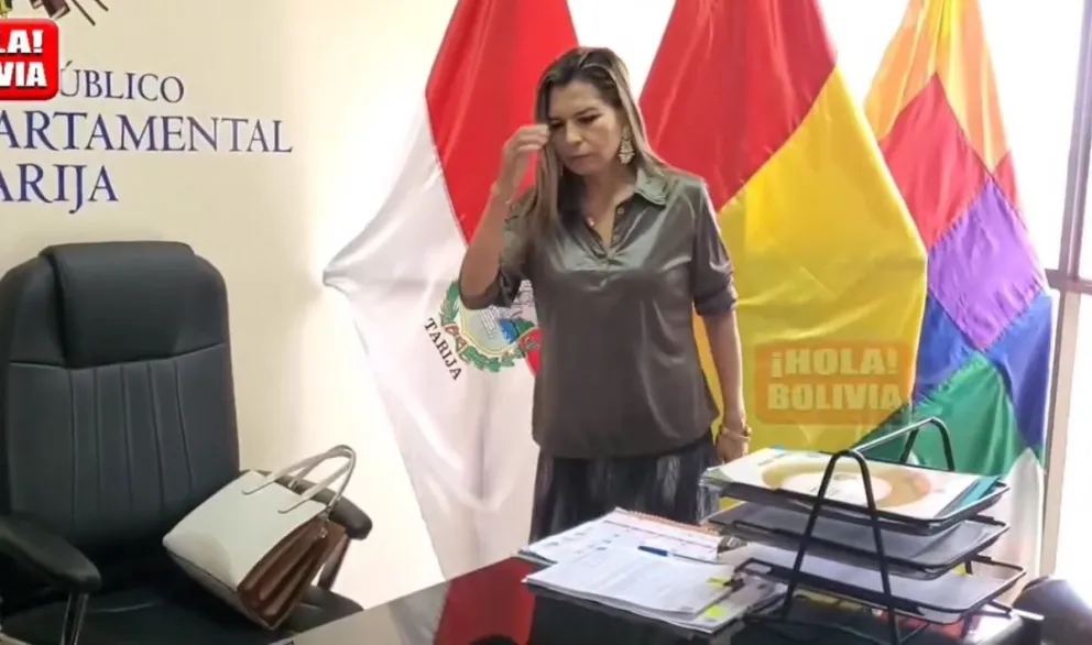 La fiscal Gutiérrez retoma su oficina, este lunes. Foto: Captura de video