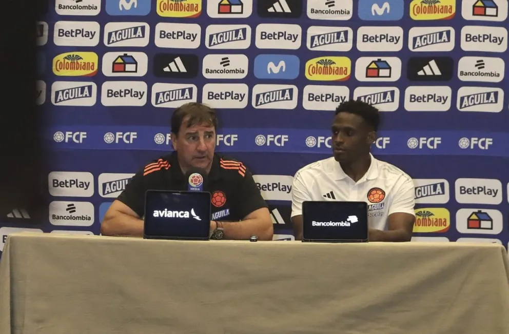 Lorenzo (izq.) y Lucumí, en la conferencia de prensa de este miércoles. Foto: APG.