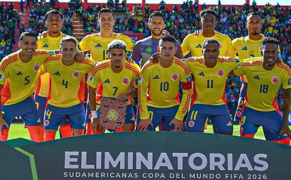 La formación inicial de Colombia que enfrentó a Bolivia este jueves en Villa Ingenio. Foto: Selección Colombia. 