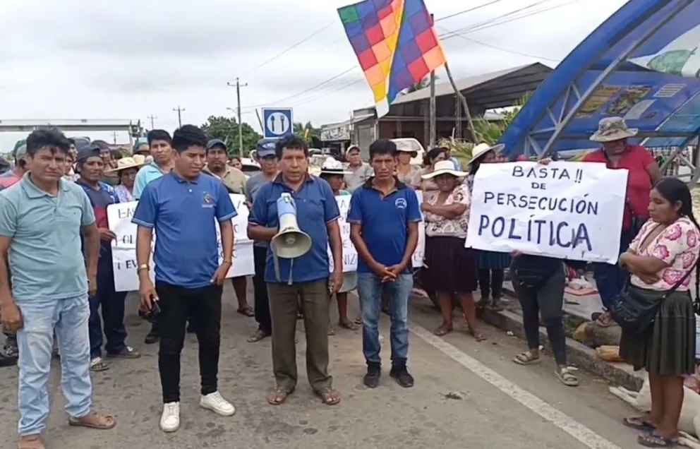 Cocaleros del Chapare están "en vigilia" ante una eventual detención de su líder. Foto: Captura de video