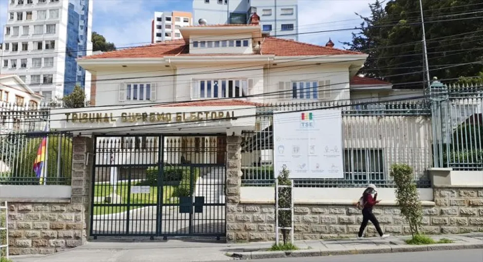 El TSE ya definió dos fechas para la realización de los debates de los candidatos a las nueve gobernaciones y a las nueve ciudades capitales y El Alto. Foto: TSE