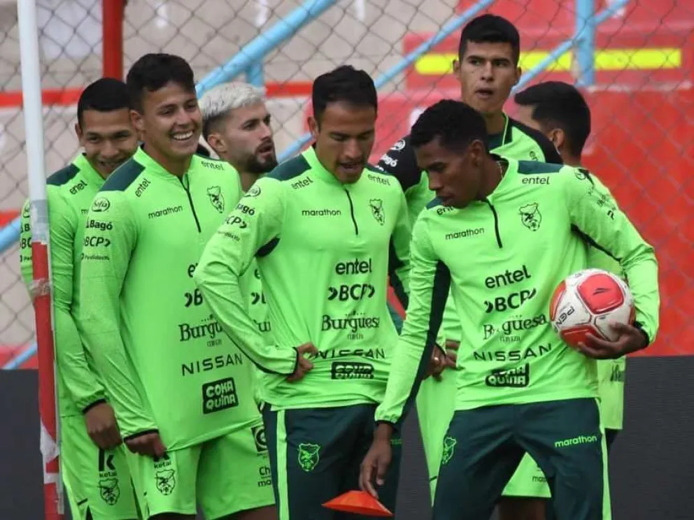 Los jugadores de la Verde durante un entrenamiento anterior. Foto: FBF