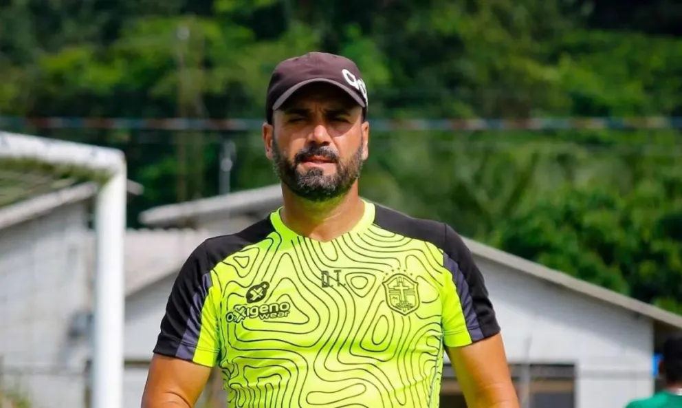 Thiago Leitao asume en Royal Pari con la misión de sacarlo de la zona del descenso. Foto: San Antonio.