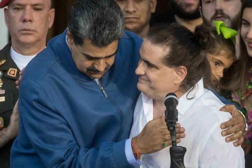  Maduro con el empresario colombiano Alex Saab en el Palacio de Miraflores en Caracas. Foto: EFE