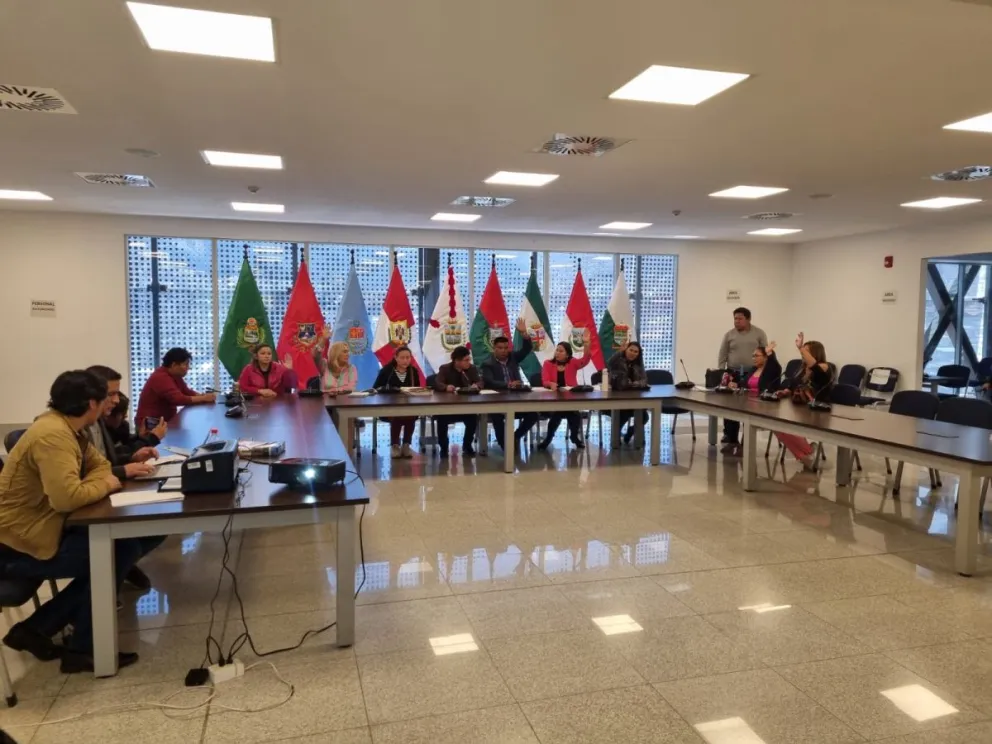 La Comisión Mixta de Justicia Plural en pleno trabajo de selección de los postulantes a Fiscal General del Estado. Foto: Cámara De Diputados