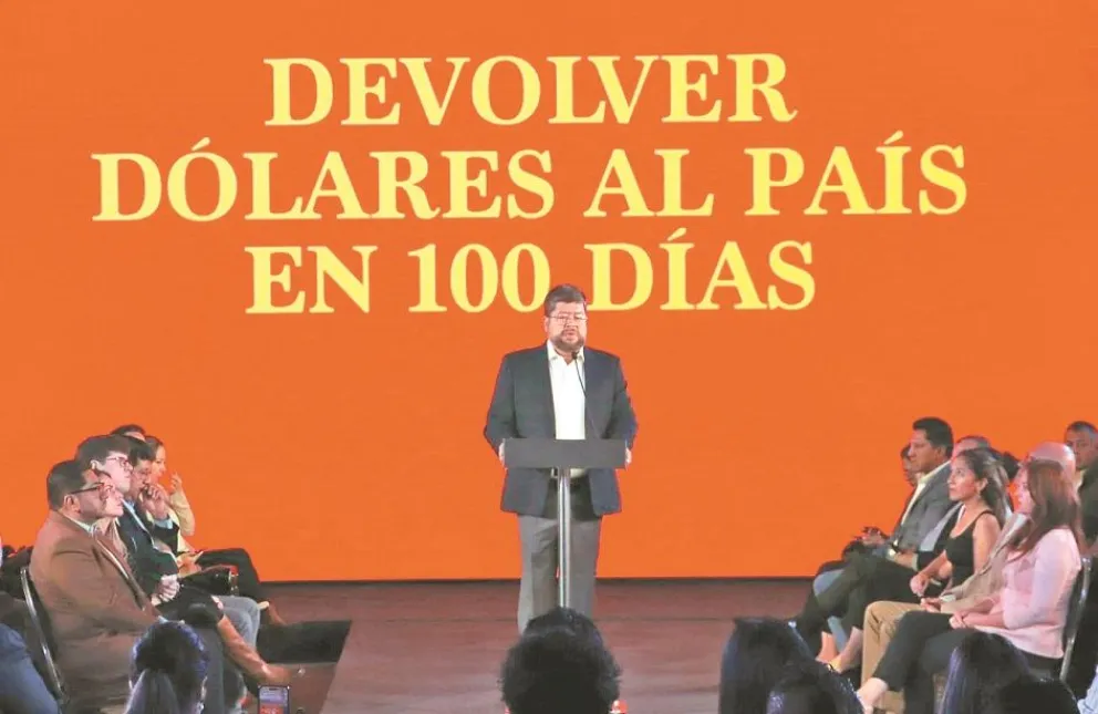 Samuel Doria Medina, líder de Unidad Nacional, en la presentación de su propuesta contra la crisis. Foto: Redes Doria Medina