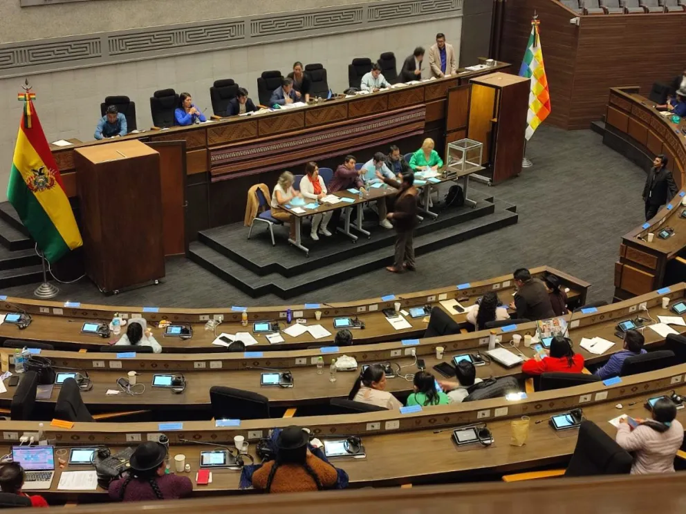 La sesión de elección del Fiscal General se desarrolla este lunes. Foto: Paulo Lizárraga 