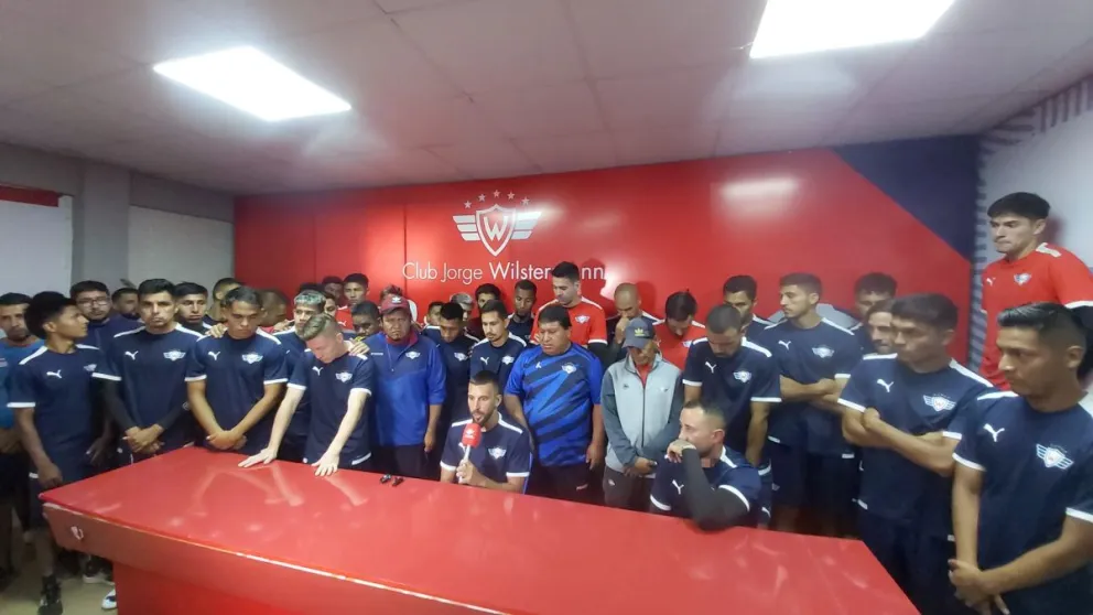 El primer plantel de Wilstermann en la conferencia de este martes. Foto: OD Más que Fútbol.