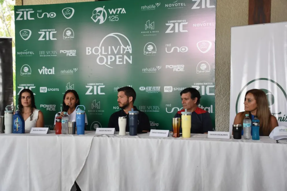 La conferencia de prensa sobre el lanzamiento del torneo en Santa Cruz. Foto: Bolivia Open.