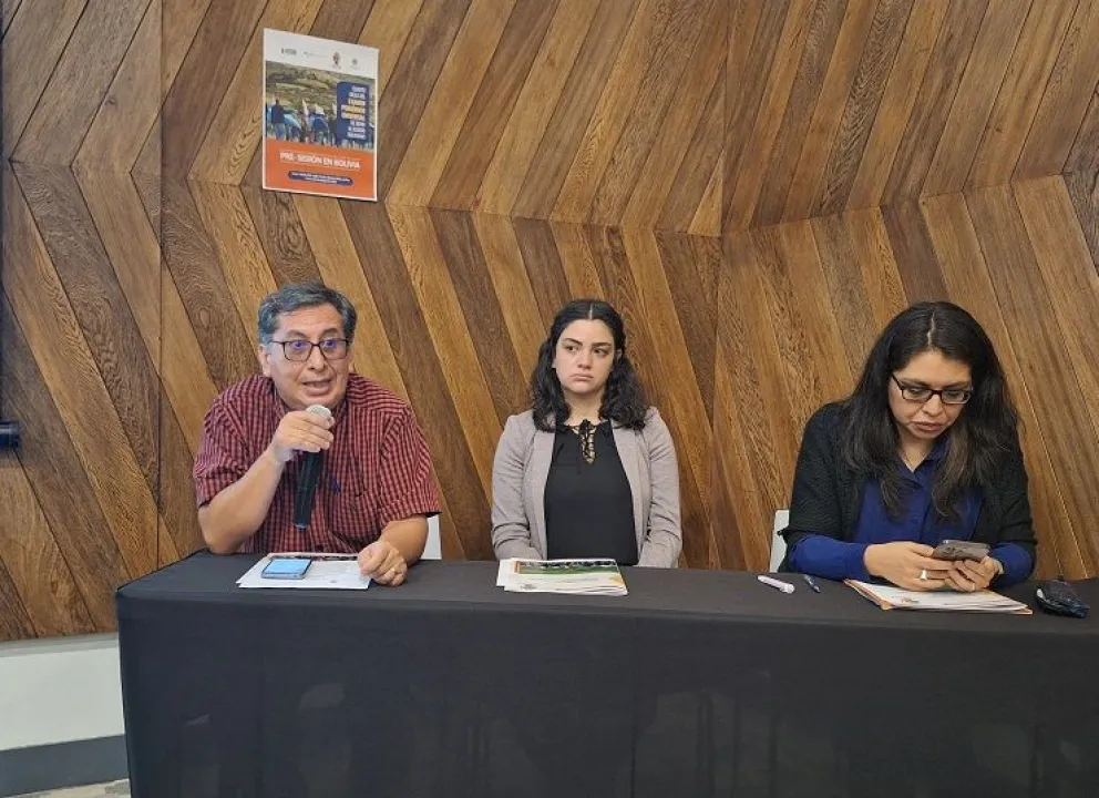 El coordinador del Cedib, Miguel Miranda, durante la socialización de los informes presentados ante NNUU. Foto: Carlos Quisbert