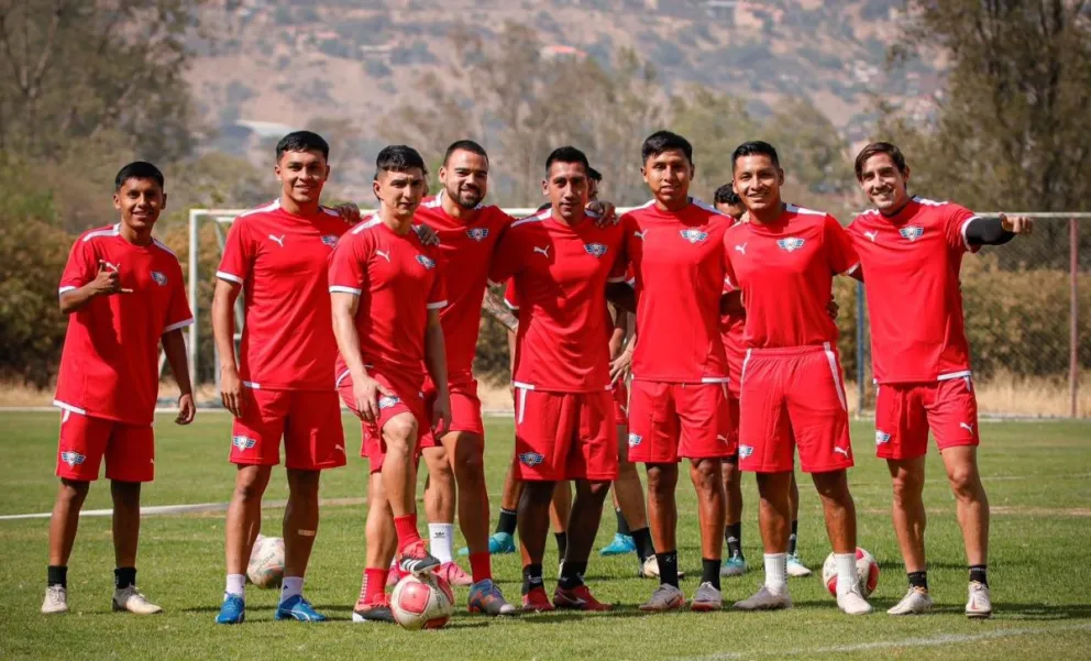 Jugadores del club cochabambino durante un entrenamiento. Foto: Club Wilstermann.