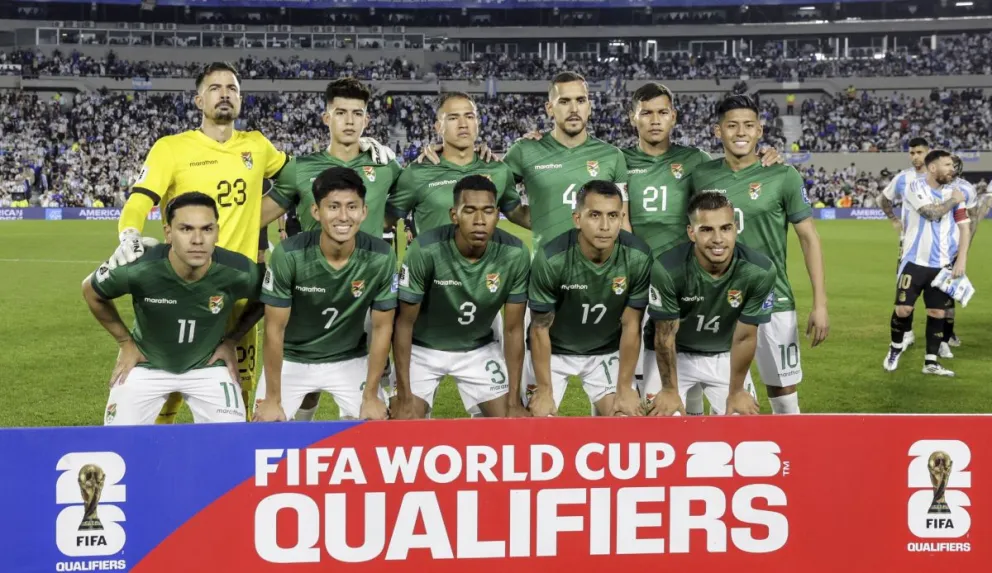 La formación inicial de Bolivia para el partido del 15 de octubre de este año contra Argentina. Foto APG