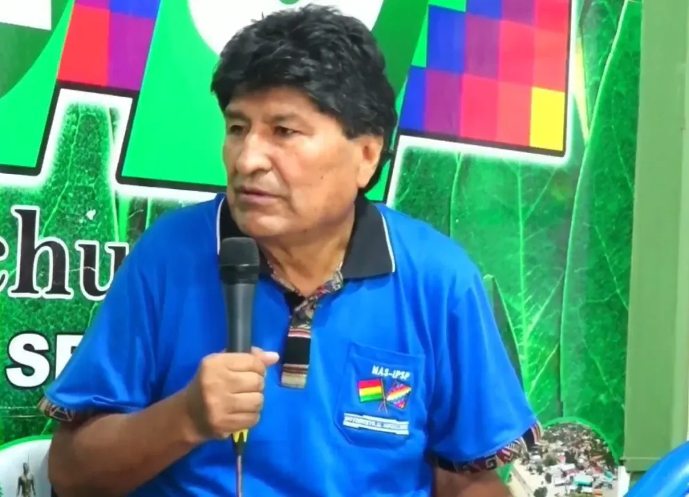Evo Morales durante sus declaraciones en radio Kawsachun Coca, este martes. Foto: Captura de video