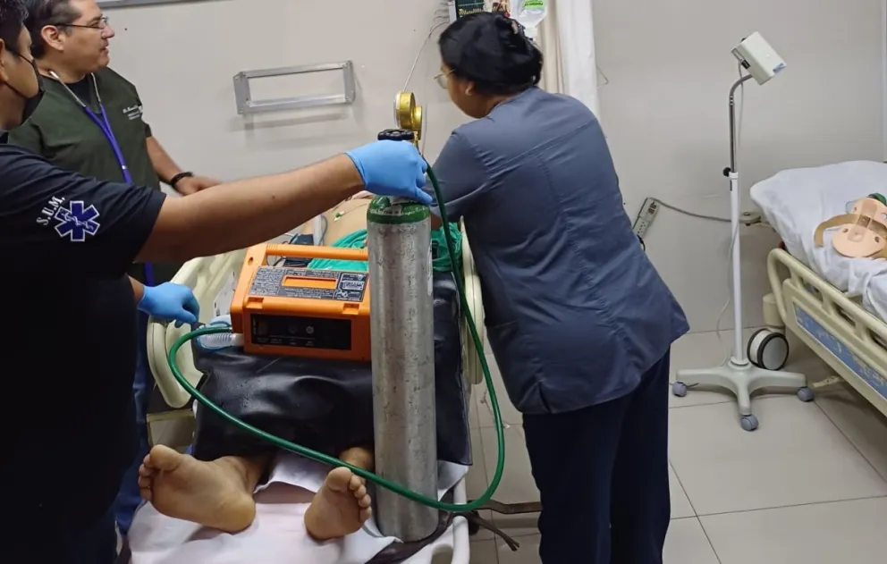 Imagen que publicó el ministro Del Castillo en Facebook, este sábado.