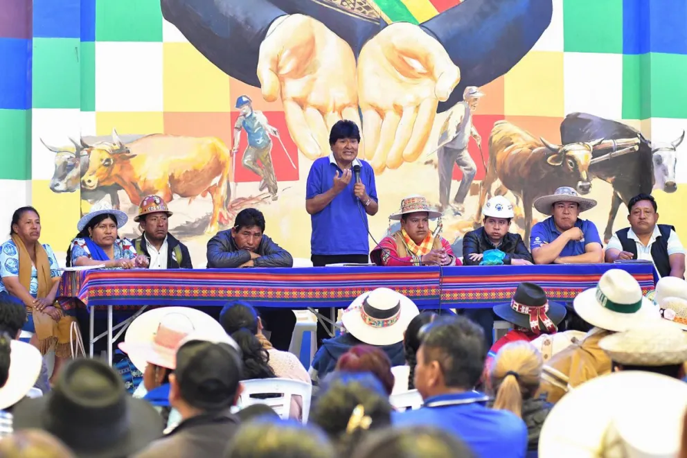 Evo Morales durante una reunión del MAS en Cochabamba. Foto: EFE