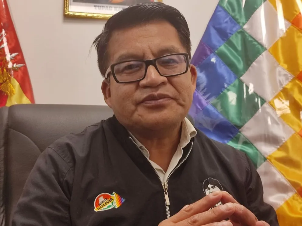 El diputado Renán Cabezas, en entrevista con Visión 360. Fotos: Paulo Lizárraga A. / Visión 360