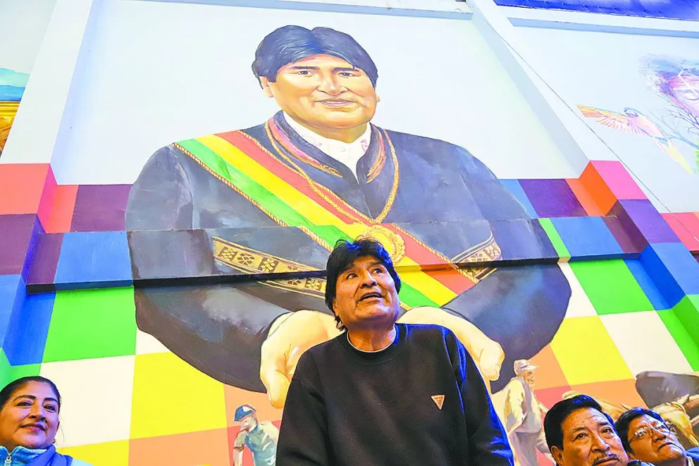 El expresidente Evo Morales en un anterior contacto con los periodistas. Foto: APG 