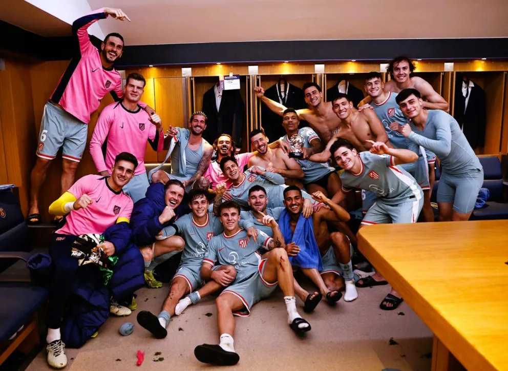 El festejo de los jugadores españoles luego del triunfo conseguido. Foto: AM