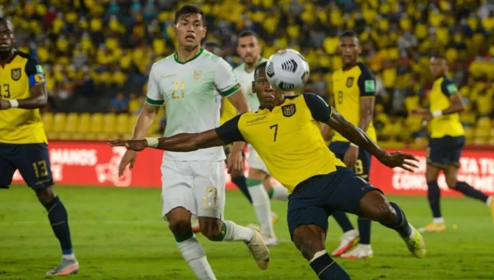 Ecuador ante Bolivia en un anterior partido en Guayaquil. Foto: El Comercio.