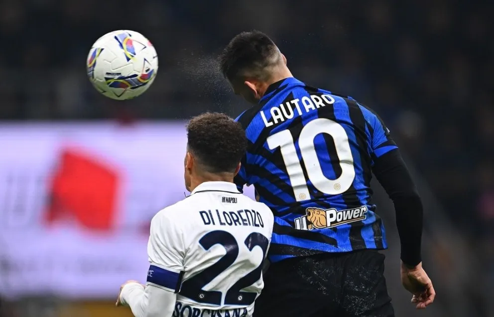 Incidencia entre el Inter (de azul) y el Nápoles. Foto: Inter de Milán.