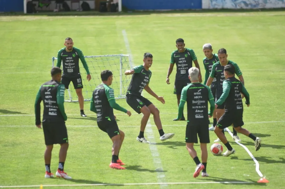 Entrenamiento de la Selección en Achumani. Foto: APG.