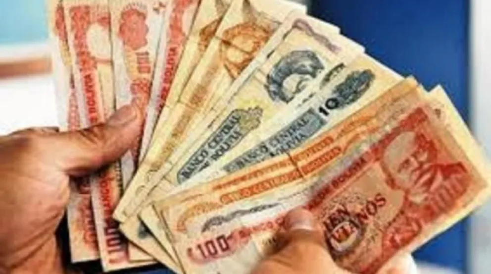 Billetes bolivianos. Foto: Los Tiempos